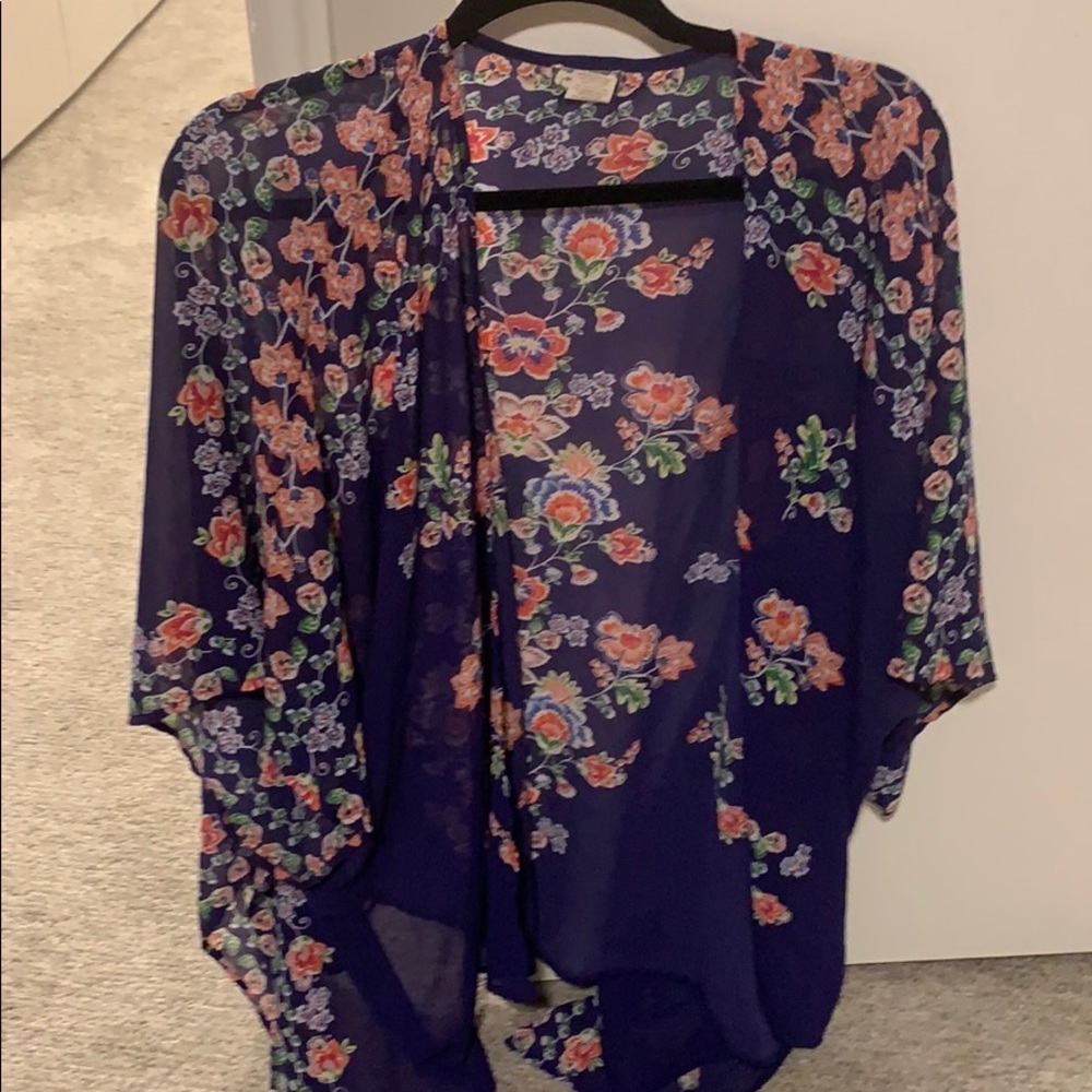 Cardigan/shawl